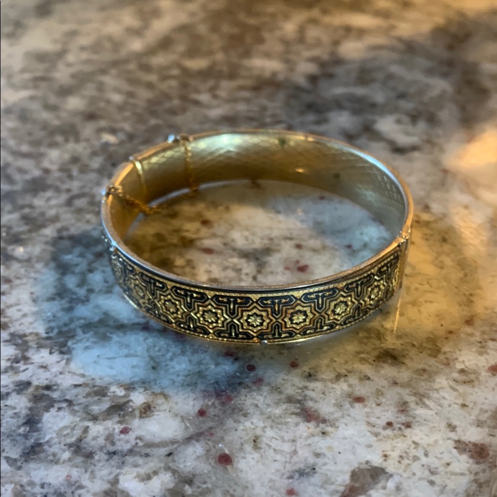 Elegant Gold and Black Patterned Bracelet